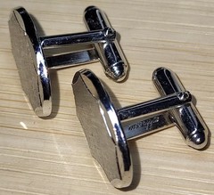 ANSON Silvertone Faceted Edge Oval Cufflinks 7/8″ Wide Bullet Back Great Conditi