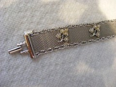 Vintage LISA JEWELS Mesh 7” Bracelet With Seed Pearl Flowers elegant 1970’s