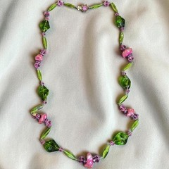 Vintage Art Glass Botanical Necklace Green Pink Floral Box Clasp 32″ Statement