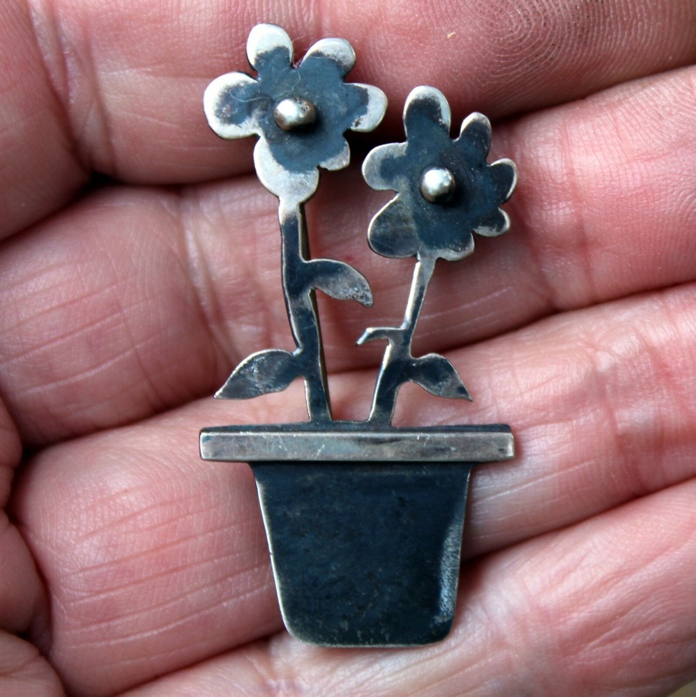 Old Post WWII MODERNIST Artisan Handmade Sterling Silver FLOWERS Brooch Pin