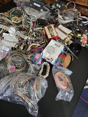 22lb BRACELETS MOST WEARABLE BEADS METAL Costume Jewelry Box Bulk Resale