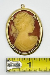 Vintage Gold Tone Cameo Pendant – Large 2 Inch