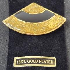 Vintage 18KT Gold Plated Fan Shaped Pin/Brooch w/Black and Gold Colored Enamel