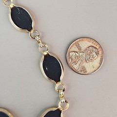 Vintage Glass Bracelet Black Oval Gold Tone Linked Safety Chain 7″
