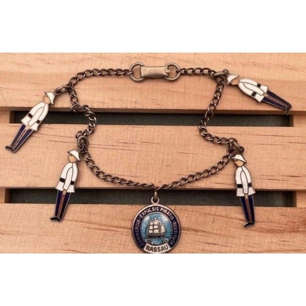 BMC Sterling Charm Bracelet Souvenir Nassau Bahamas Enamel Soldiers Vintage Nice