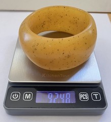 Vtg 1960s 70s LUCITE Acrylic Resin Chunky Applesauce Speckled Heavy Bangle 92g