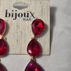Bijoux Bar Red Crystal Dangle Three-Tiered Red Teardrop Crystals Gold Setting