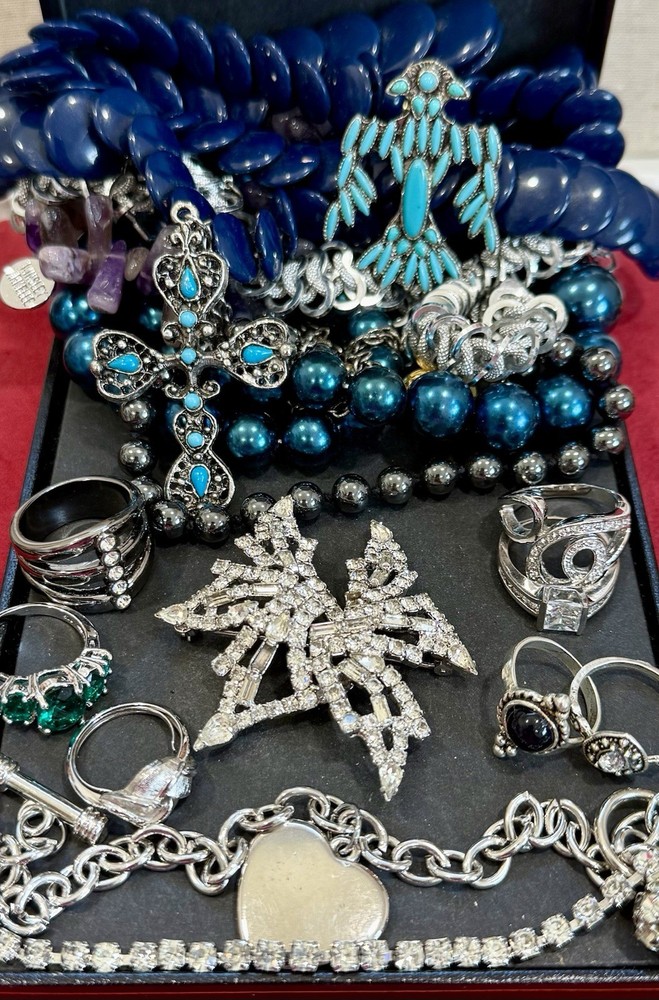 Vintage Estate Costume Jewelry Lot! TRIFARI, AVON and more!