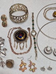 Lot Of Estate Costume Jewelry, 15 Pcs