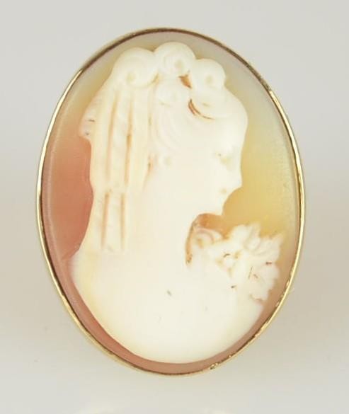 ANTIQUE 10K YELLOW GOLD HAND CARVED CONCH SHELL CAMEO RING – SIZE 6.75 – c1915