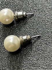 Vintage 8mm White Faux Pearl Silver Tone Metal Stud Earrings