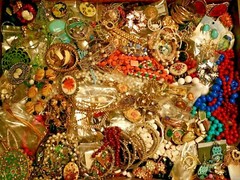 Vintage Estate Costume Jewelry Lots Wear Repair Craft 7-pc