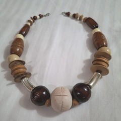 Vintage Chunky Mix Wood Necklace Clay Art Pendant Handmade Silver Tone Round