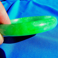 EARTH MINED Imperial Green color Jadeite JADE Deco Antique old Bangle Bracelet