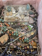 Beautiful Lot Of Estate Jewelry, Turquise, Teal & Green Many Signed
