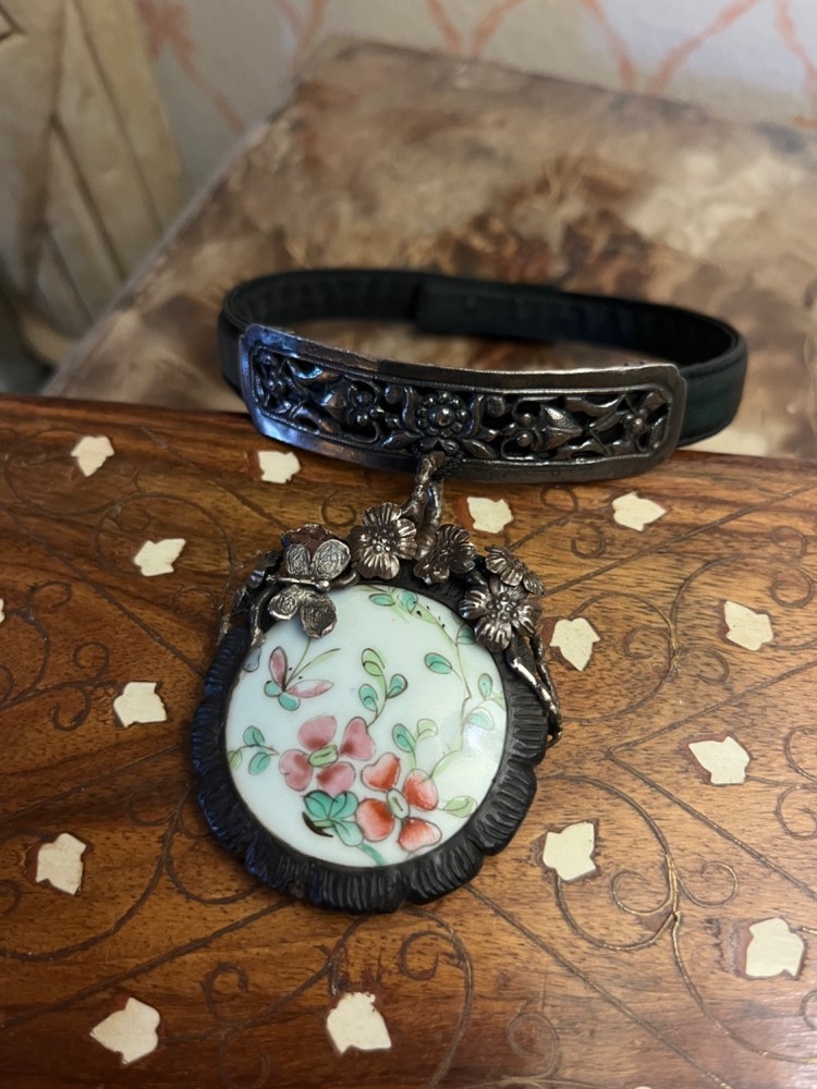 Sterling Silver Vintage Porcelain Leather Choker Statement Necklace