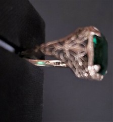 14k White Gold Filigree Design Ring Set Man Made Emerald Green Type Stone