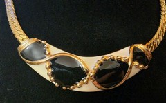 Vintage Black Gold Tone And White Necklace 7 Inches Around