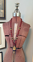 VTG SIGNED KENNETH LANE CARNELIAN RED AMBER GLASS BEAD PENDANT NECKLACE RARE 33″