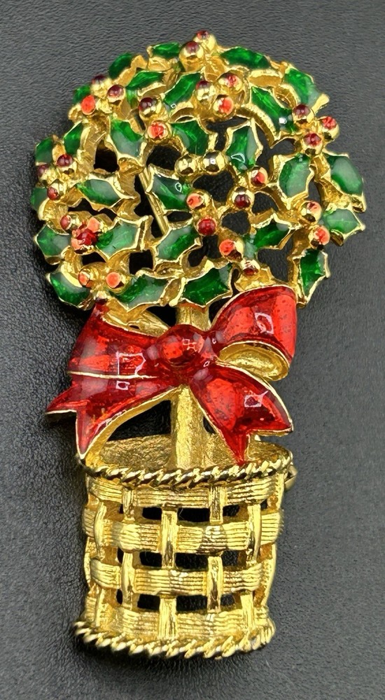Vintage Vero Holly Berry Enameled Christmas Brooch