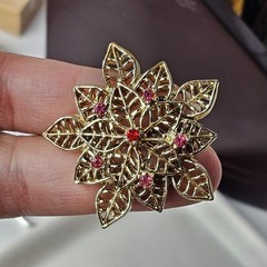 Vintage Gold Tone Pink Rhinestone Open Work Leaf Brooch