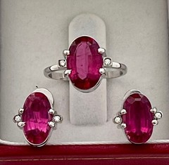 VINTAGE SET OF EARRINGS & RING 18K WG TOURMALINES & DIAM, APPR. VALUE USD $3,500