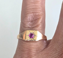 Vintage 14K Jostens Ruby Spinel Signet Style Ring Size 6.25 2.76grams