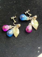 Vintage Napier Cumquat Blue Pink Dangle Drop Clip On Earrings Silver Tone Pat #