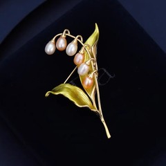 Vintage Style Lily of the Valley Brooch Elegant Flower Pin Suit Accessories
