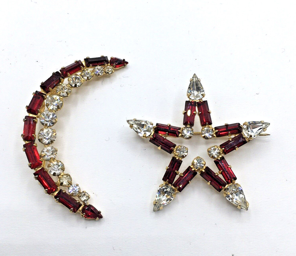 B David Clear Gold Tone Red Rhinestone Crescent Moon Star Brooch Pins
