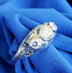 Original EARTH MINED Diamond ART Deco Engagement RING Vintage PLATINUM Trilogy