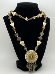 Carved Lucite Tribal Pendant Glass Lucite Resin Beaded Necklace No Brand
