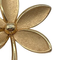 Vintage Crown Trifari Leaf Flower Brooch Pin Gold Trifarium Textured Petals B7