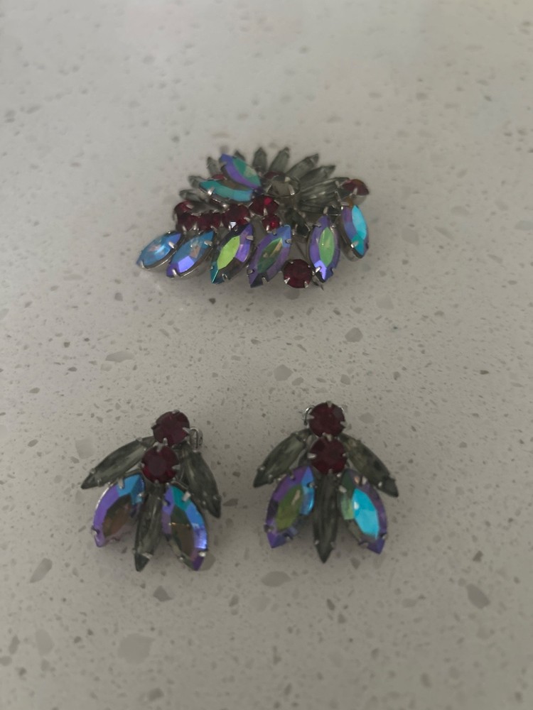 Vintage Mid Century Domed Rhinestone Brooch & Cip on Earrings Unsigned Juliana