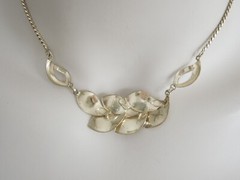 Vintage Collier Necklace Floralia Gold Tone 12.6 G/Adjustable Length 39 – 44 Cm