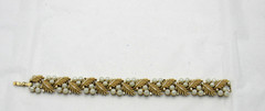 Vintage Crown Trifari Gold Tone Faux Pearls & Rhinestone Bracelet 7″