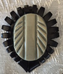 Art Deco Retro Black Green Carved Celluoid Teardrop Dress/Fur/Scarf Clip Vtg