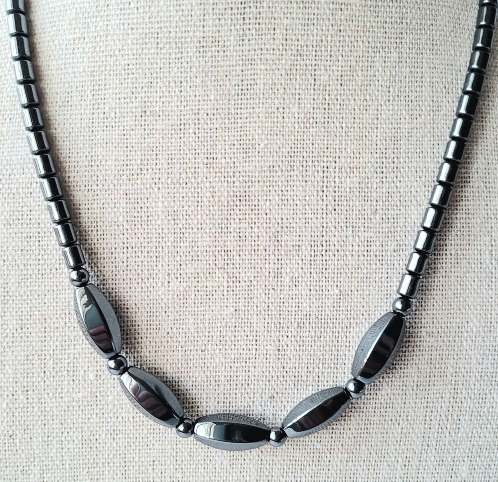 Hematite Beaded Black Bead Collar Choker Fashion Bib Necklace 17″ Vtg