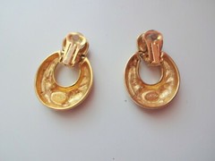 Vtg Jackie Collins Haute Couture Gold Tone Runway Door Knocker Clip On Earrings
