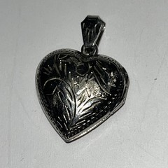 Vintage 925 Sterling Silver Floral Etched Puffy Heart Photo Locket Pendant