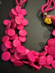 Wood Parrot Fuscia Pink Necklace Fun Vintage 80s Cruise Party Tropics Summer