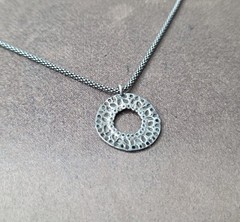 VINTAGE SILPADA 925 STERLING SILVER DUOMO OPEN CIRCLE HAMMERED DISC NECKLACE
