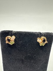 Vintage Heart Cluster Stud Earrings Black Green White Cabochon Stones Gold Tone