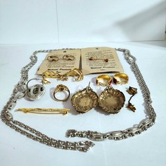 Mixed Lot Vintage Earrings, Brooches, Necklaces, Rings Some Hallmarked *Wearable