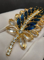 Juliana D&E DeLizza Elster Feather Leaf Brooch Blue Navette Clear Rhinestones 4′