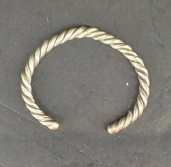 Silver Plated Copper Bracelet Twist Metal Cuff Bracelet Vintage vc015sx