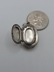 Vintage Sterling Silver 925 Monogram R Double Oval Locket Pendant 7.5g