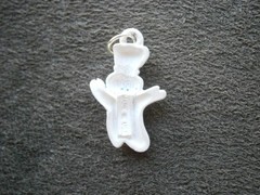 Pillsbury Doughboy Vintage White Enamel Metal Bracelet Charm Pendant 3.1g