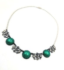 Vintage Intricate Czech Art Deco Floral Foliate Silver Green Station Necklace