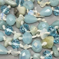 Designer Glass Stone Necklace Blue Chip Teardrop Round Surface Coated Knotted 38